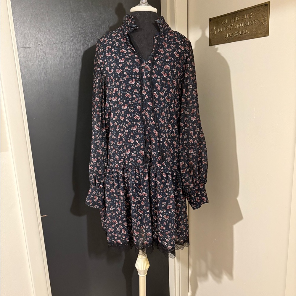 💜 NWT See By Chloe Long Sleeve Floral Shift Dress with Lace Trim 🖤